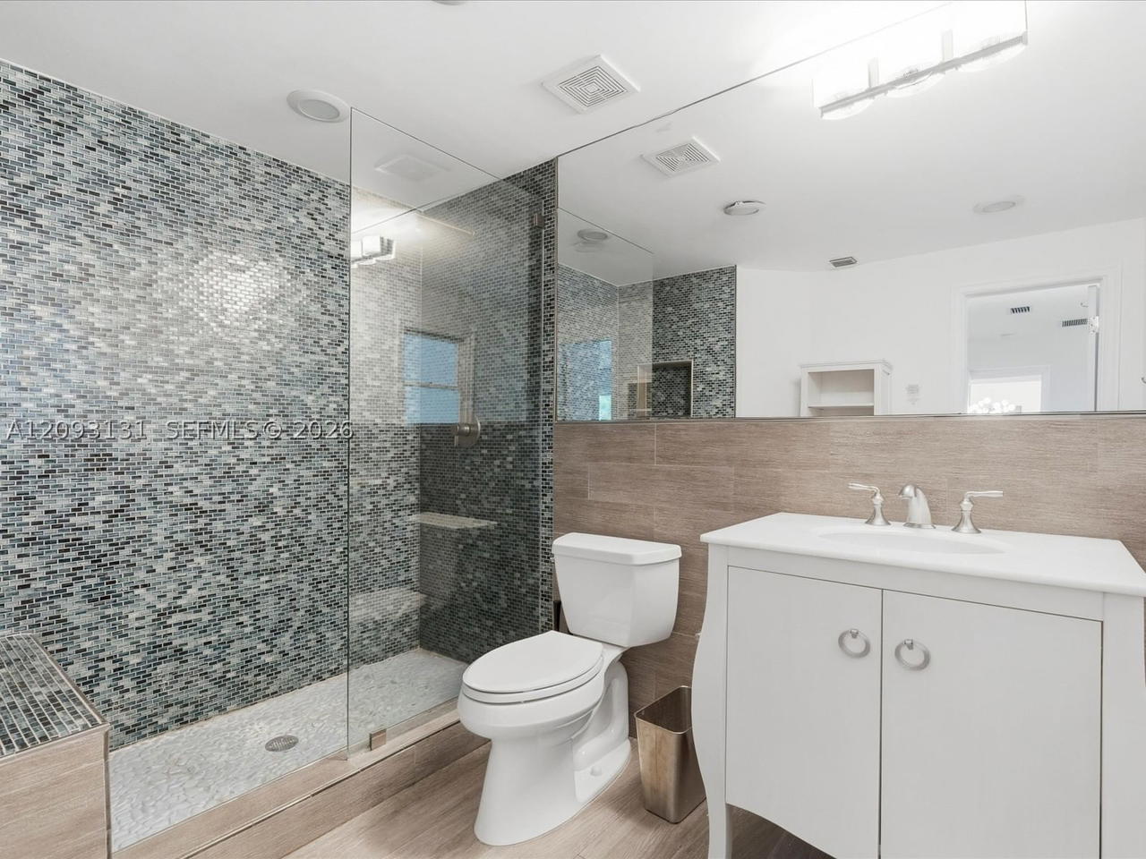 Real estate property located at 440 Victoria Ter, Broward, Victoria Park Re-amended, Fort Lauderdale, FL