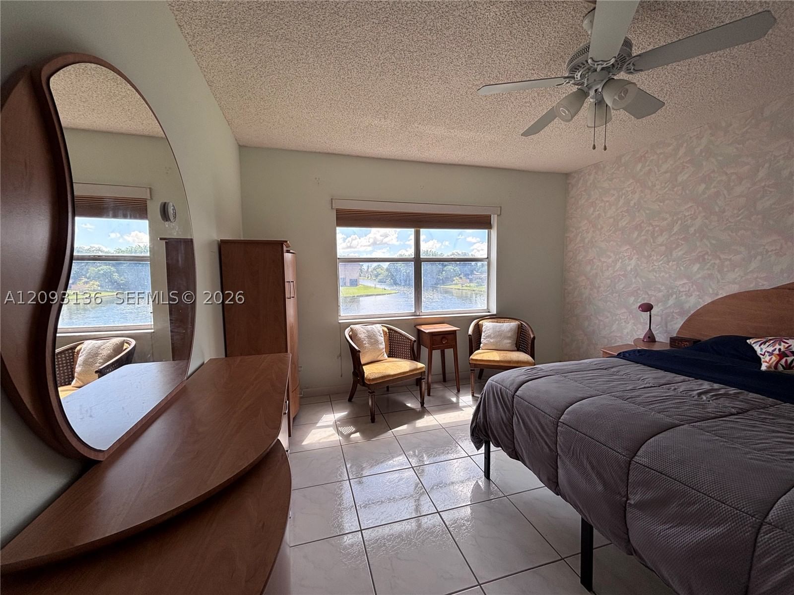 Real estate property located at 9900 Sunrise Lakes Blvd #210, Broward, Sunrise Lakes 153 Condo, Sunrise, FL