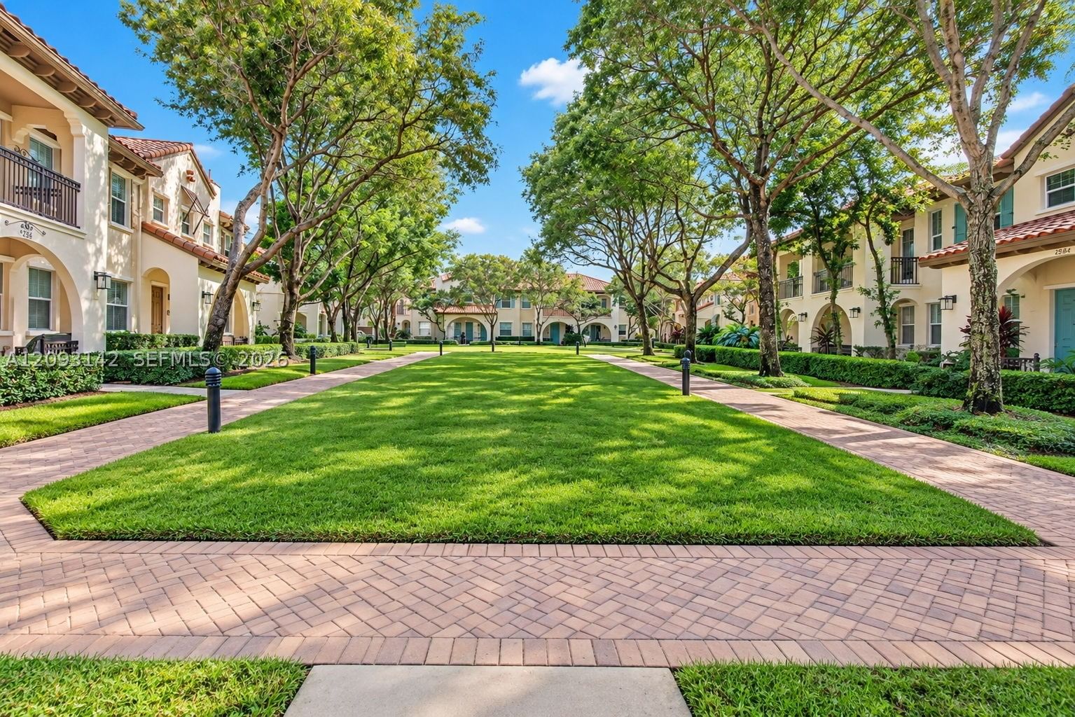 Real estate property located at 4182 Cascada Cir, Broward, Monterra Plat, Cooper City, FL