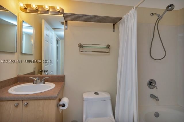 Real estate property located at 313 Villa Cir #313, Palm Beach, Villa Del Sol Condo, Boynton Beach, FL