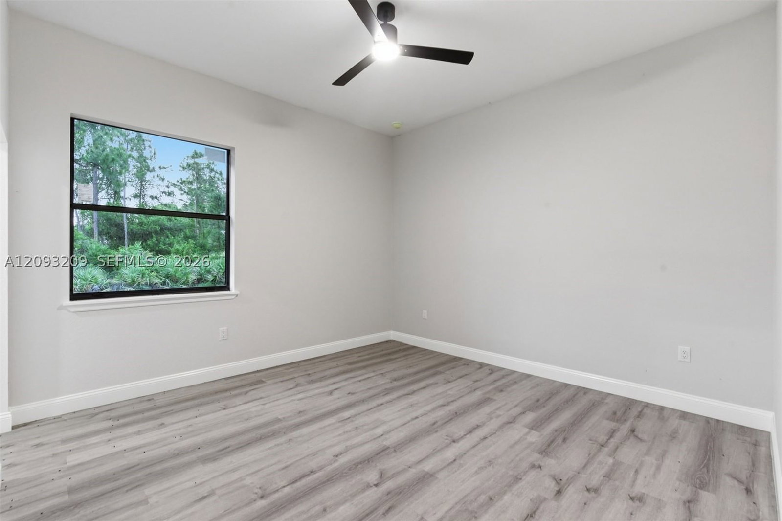 Real estate property located at 923 MILWAUKEE BLVD, Lee, Lehigh Acres, Lehigh Acres, FL