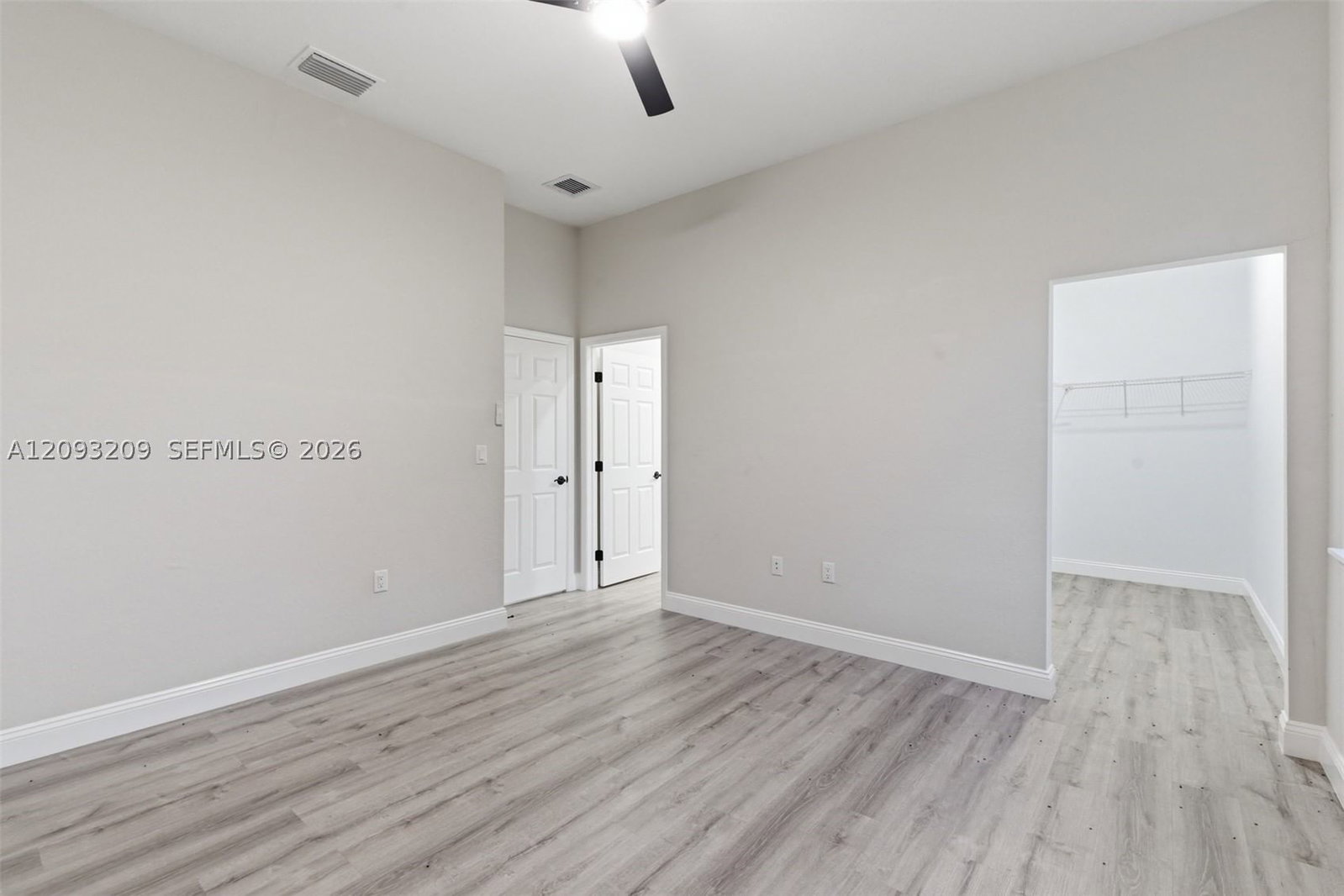 Real estate property located at 923 MILWAUKEE BLVD, Lee, Lehigh Acres, Lehigh Acres, FL