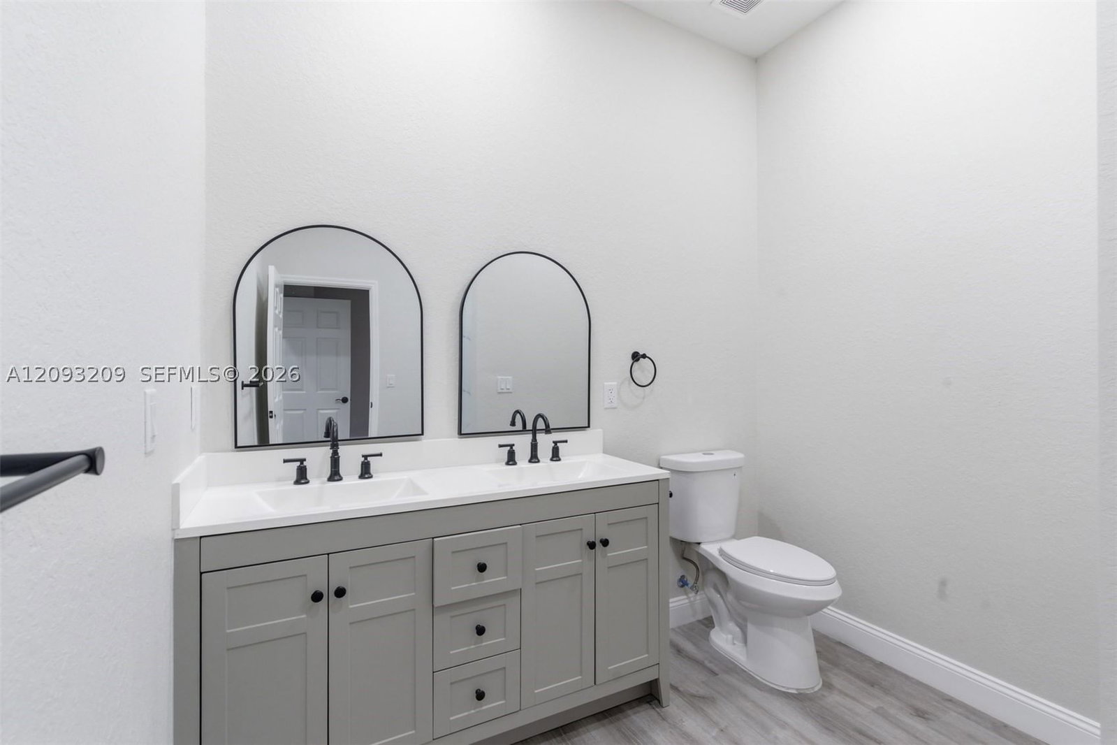 Real estate property located at 923 MILWAUKEE BLVD, Lee, Lehigh Acres, Lehigh Acres, FL