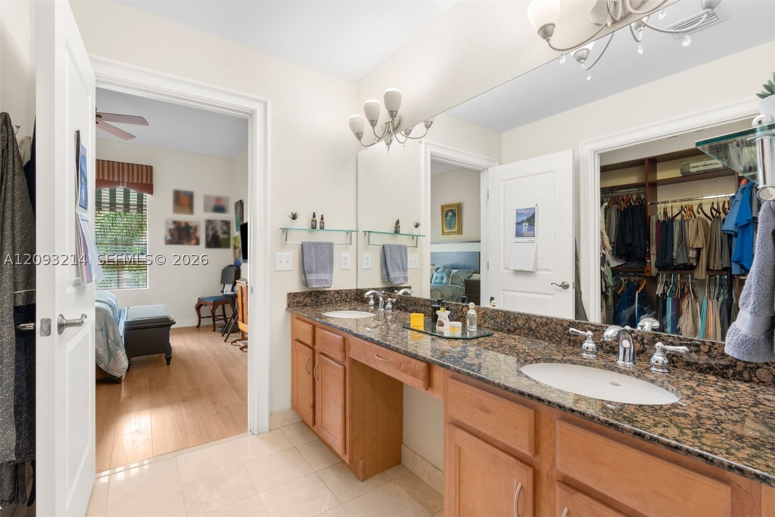 Real estate property located at 16101 Emerald Estates Dr #448, Broward, Weston 55 Plus Condo, Weston, FL