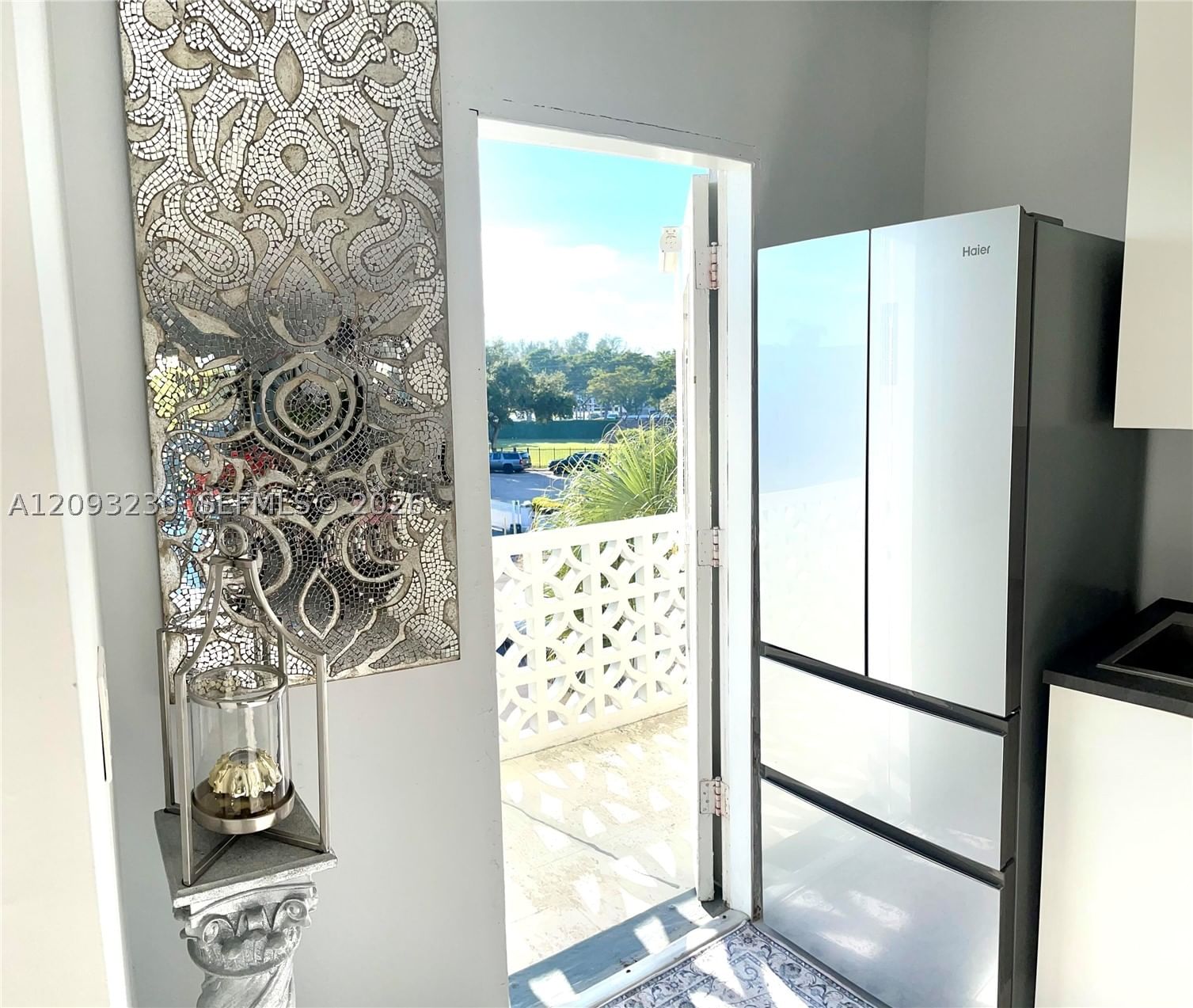 Real estate property located at 13105 Ixora Ct #302, Miami-dade, Keystone Arms Condo, North Miami, FL