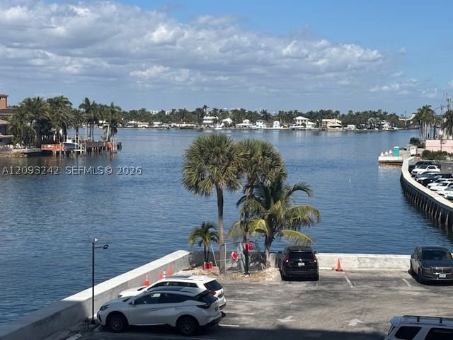 Real estate property located at 1400 Ocean Dr #304, Broward, Trafalgar Towers Condomin, Hollywood, FL