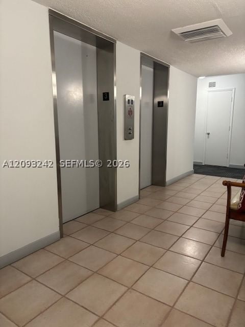 Real estate property located at 1400 Ocean Dr #304, Broward, Trafalgar Towers Condomin, Hollywood, FL
