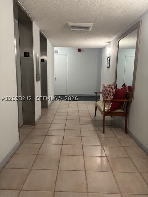 Real estate property located at 1400 Ocean Dr #304, Broward, Trafalgar Towers Condomin, Hollywood, FL