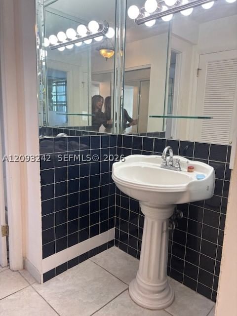 Real estate property located at 1400 Ocean Dr #304, Broward, Trafalgar Towers Condomin, Hollywood, FL
