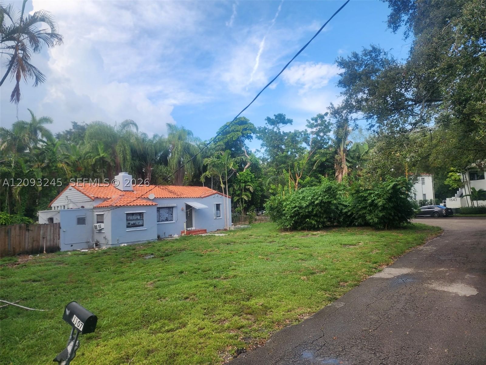 Real estate property located at 1107 117th St, Miami-dade, 1st Addn Biscayne Lawn, Biscayne Park, FL
