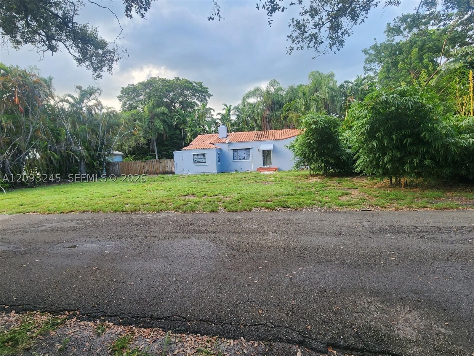 Real estate property located at 1107 117th St, Miami-dade, 1st Addn Biscayne Lawn, Biscayne Park, FL