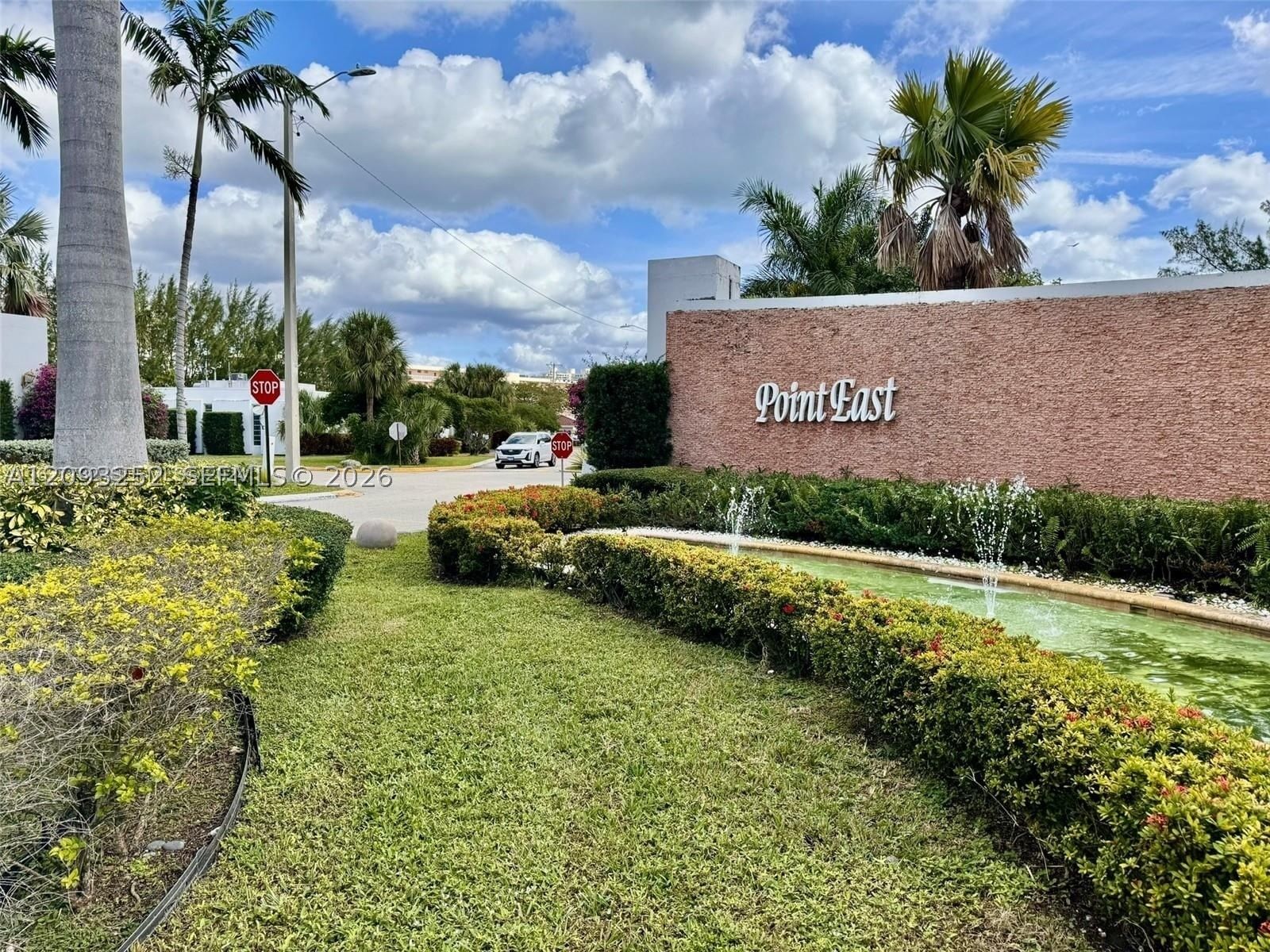 Real estate property located at 2905 Point East Dr L102, Miami-dade, Point East Sec Iii Condo, Aventura, FL