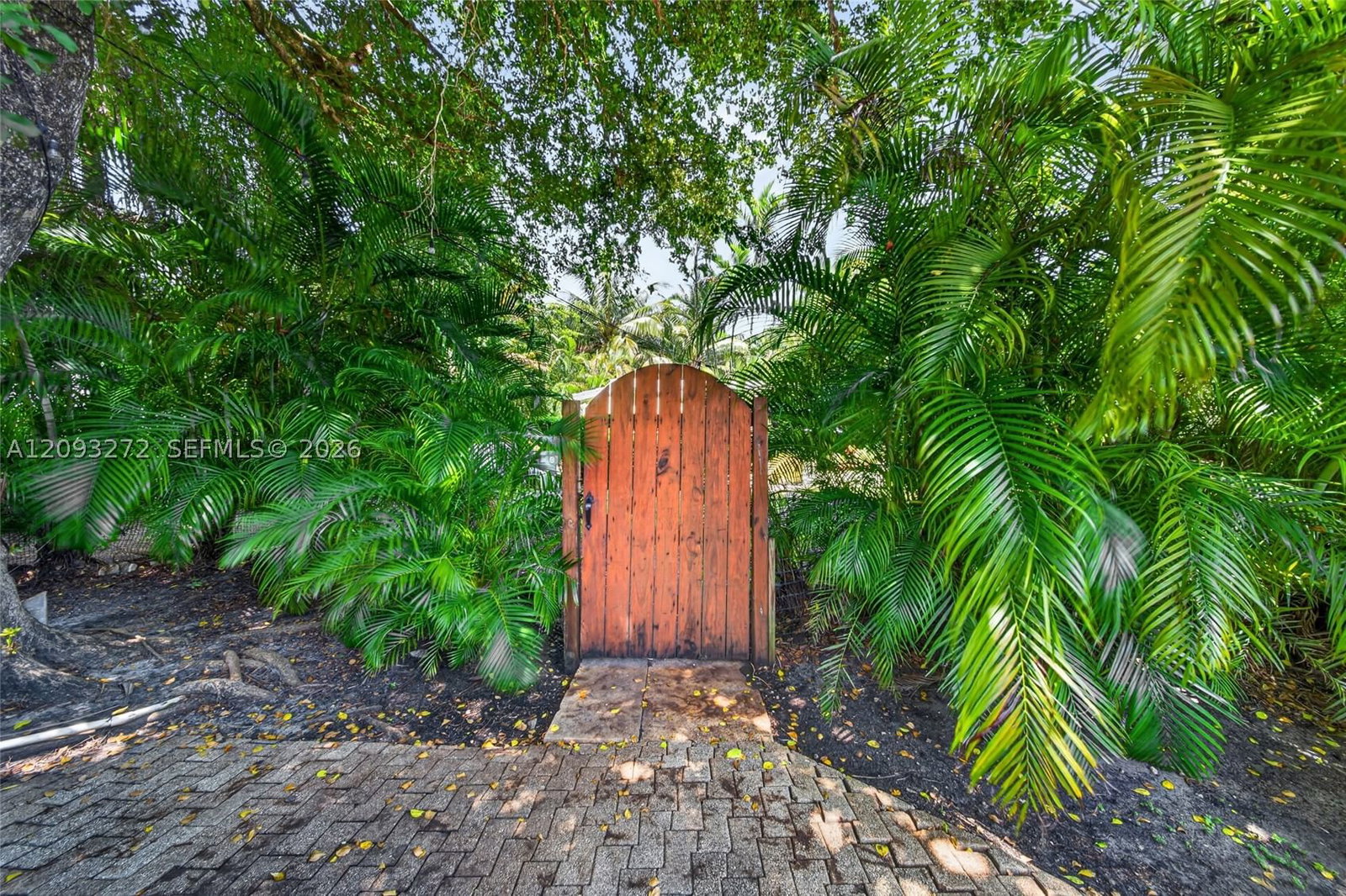Real estate property located at 1103 118th St, Miami-dade, Biscayne Lawn Amd Plat, Biscayne Park, FL