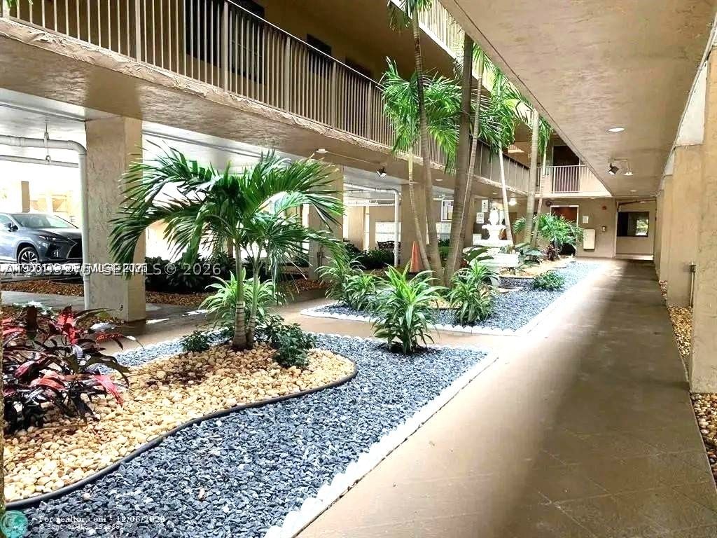 Real estate property located at 8020 Hampton Blvd #309, Broward, Carlisle At Hamptons West, North Lauderdale, FL