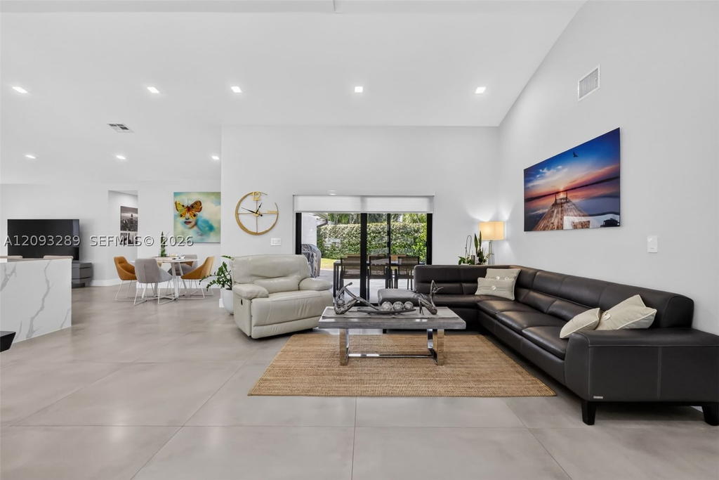 Real estate property located at 981 126th Way, Broward, Arboretum At Davie, Davie, FL