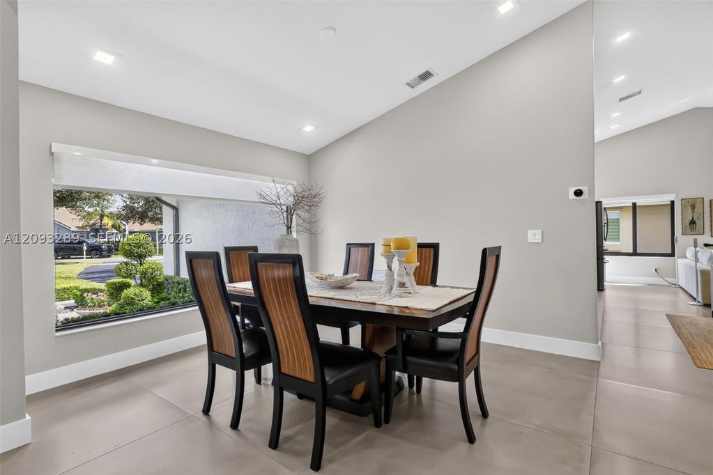 Real estate property located at 981 126th Way, Broward, Arboretum At Davie, Davie, FL
