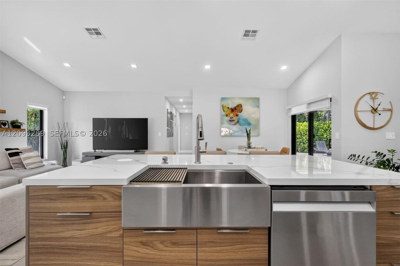 Real estate property located at 981 126th Way, Broward, Arboretum At Davie, Davie, FL
