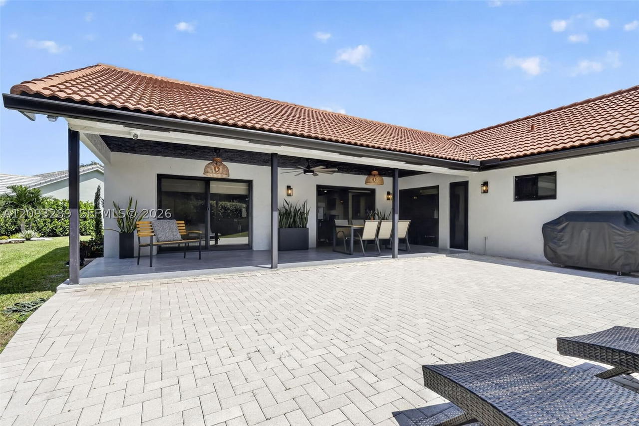 Real estate property located at 981 126th Way, Broward, Arboretum At Davie, Davie, FL