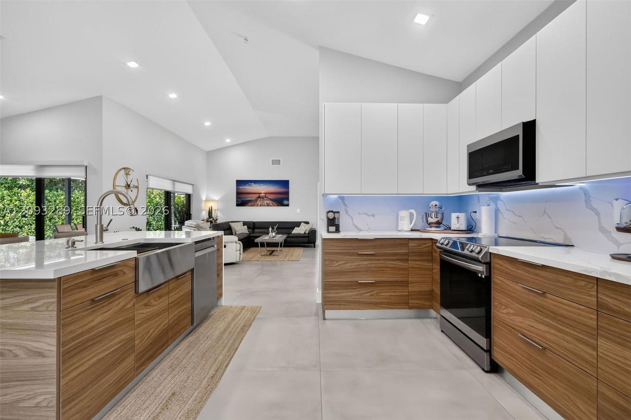 Real estate property located at 981 126th Way, Broward, Arboretum At Davie, Davie, FL