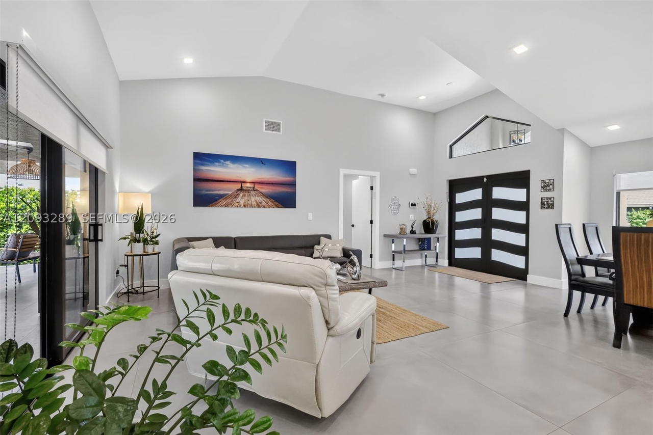 Real estate property located at 981 126th Way, Broward, Arboretum At Davie, Davie, FL
