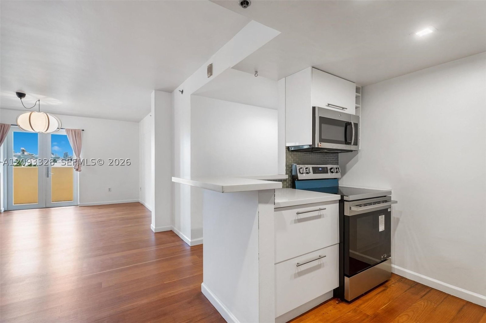 Real estate property located at 227 Michigan Ave #405, Miami-dade, The Ambassadors Condo, Miami Beach, FL