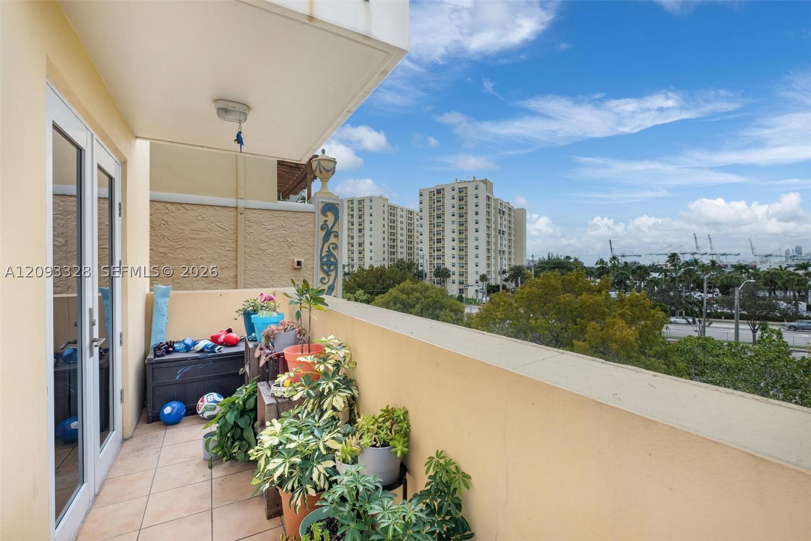 Real estate property located at 227 Michigan Ave #405, Miami-dade, The Ambassadors Condo, Miami Beach, FL