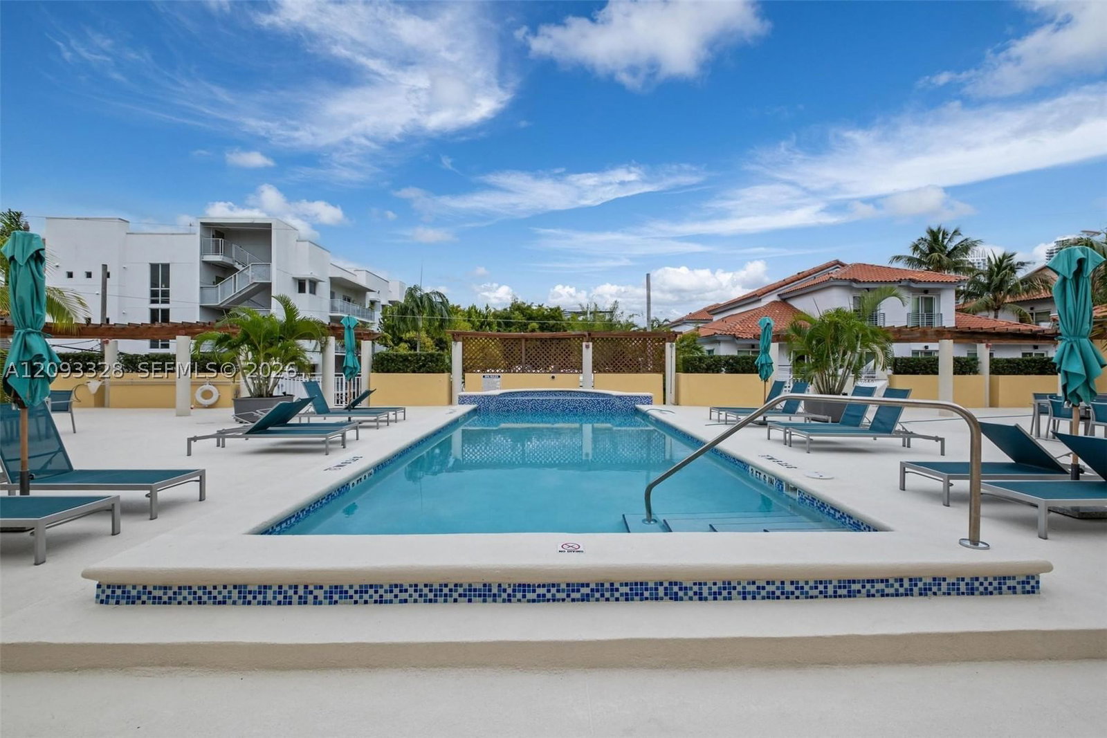 Real estate property located at 227 Michigan Ave #405, Miami-dade, The Ambassadors Condo, Miami Beach, FL