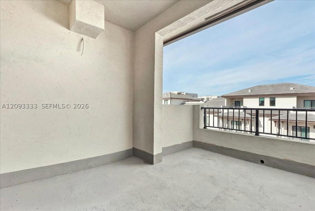 Real estate property located at , Miami-dade, Downtown Doral South Phas, Doral, FL