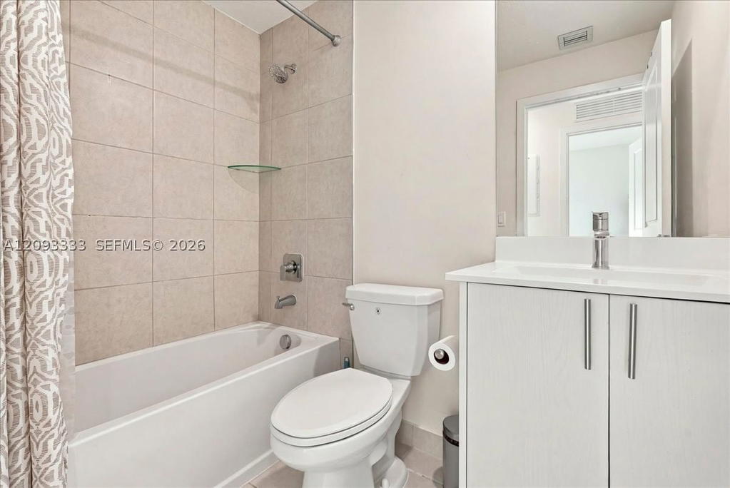 Real estate property located at , Miami-dade, Downtown Doral South Phas, Doral, FL