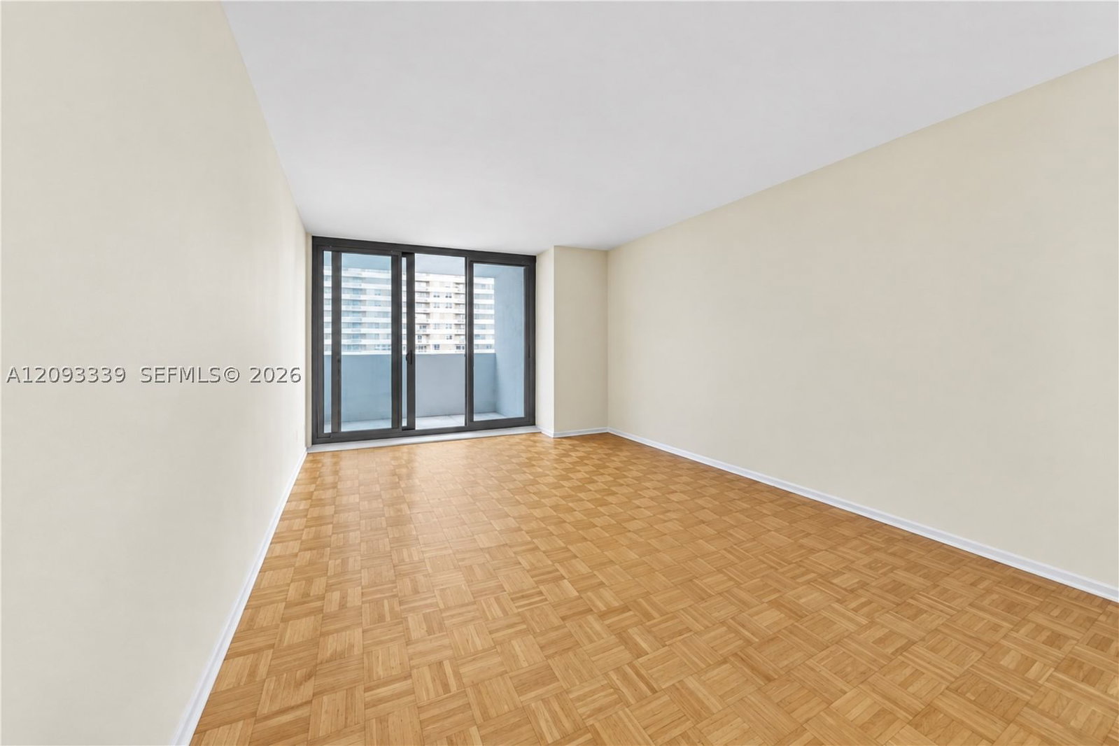Real estate property located at 2049 Ocean Dr PH4, Broward, Avant Garde Condo, Hallandale Beach, FL