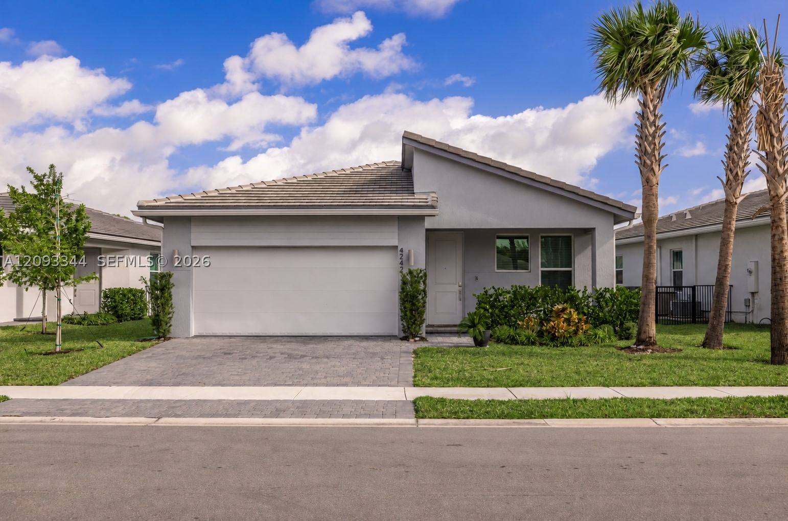 Real estate property located at 4242 Rosa Dr, Broward, Crystal Lake 1st Sec, Deerfield Beach, FL