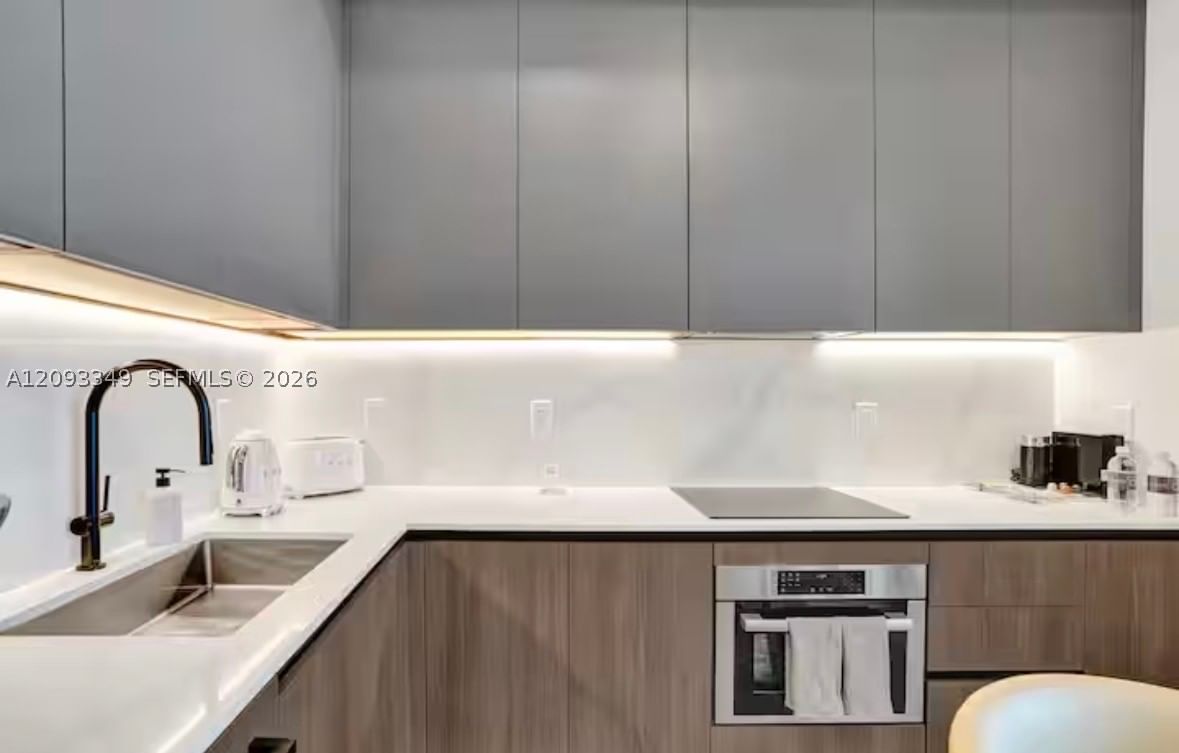 Real estate property located at 580 72nd St #1905, Miami-dade, 72 Park, Miami Beach, FL