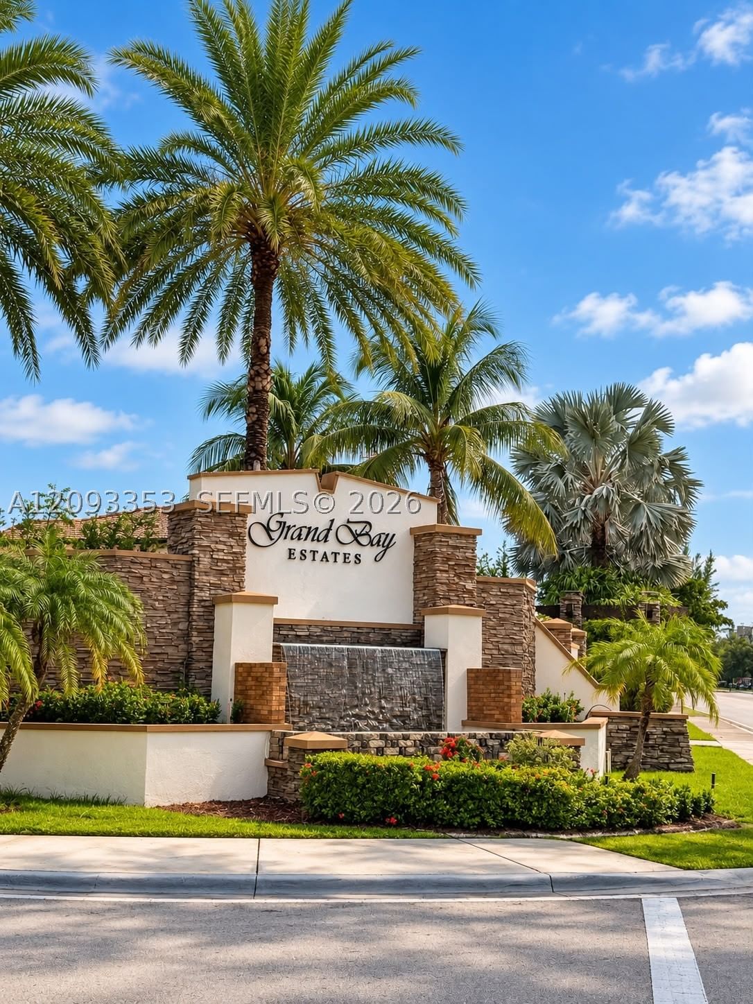 Real estate property located at 8830 101st Pl, Miami-dade, Isles At Grand Bay, Doral, FL