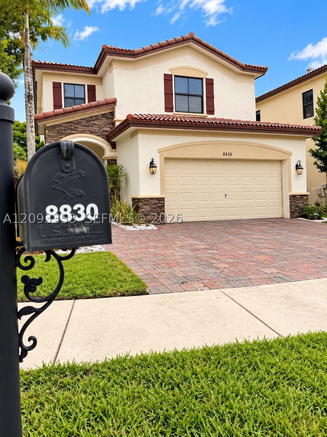 Real estate property located at 8830 101st Pl, Miami-dade, Isles At Grand Bay, Doral, FL