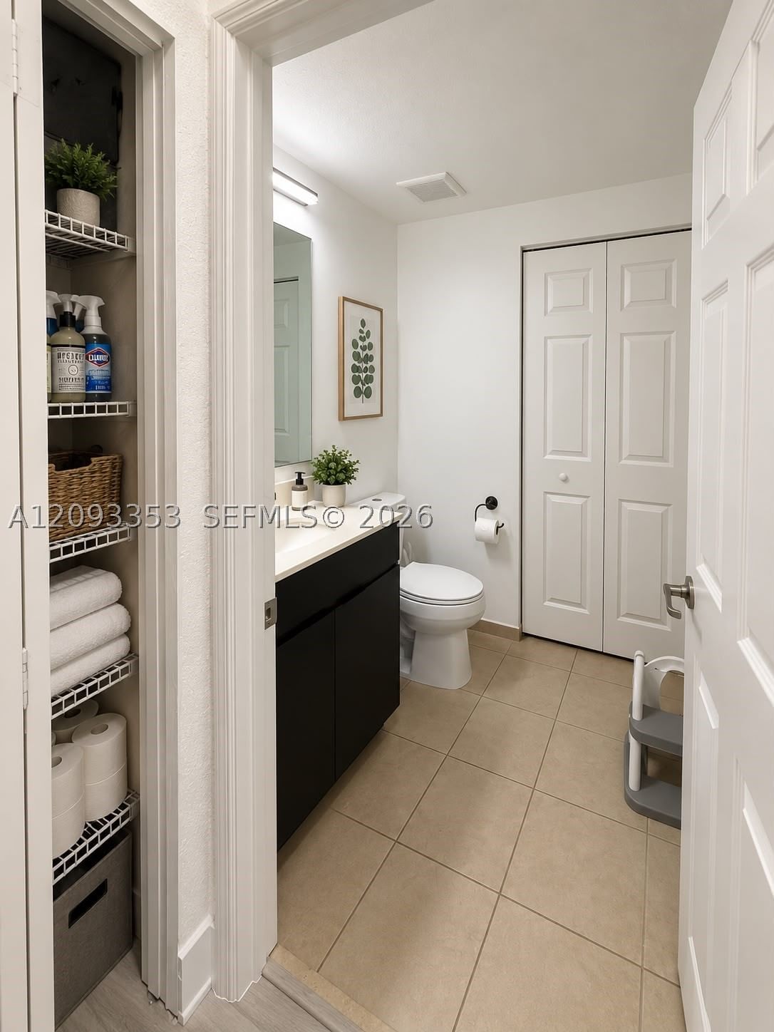 Real estate property located at 8830 101st Pl, Miami-dade, Isles At Grand Bay, Doral, FL