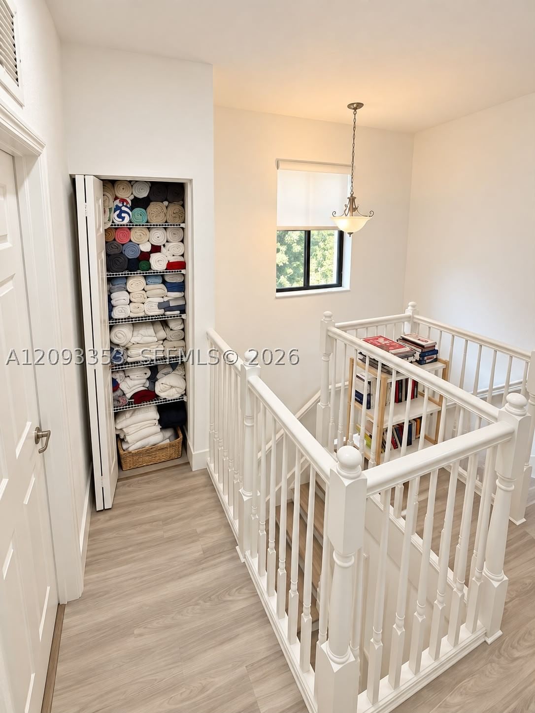 Real estate property located at 8830 101st Pl, Miami-dade, Isles At Grand Bay, Doral, FL