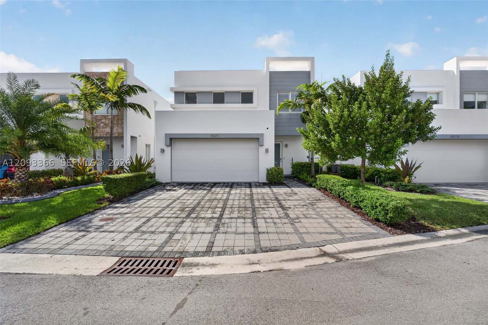 Real estate property located at 10370 67th Ter, Miami-dade, Doral Palms South, Doral, FL
