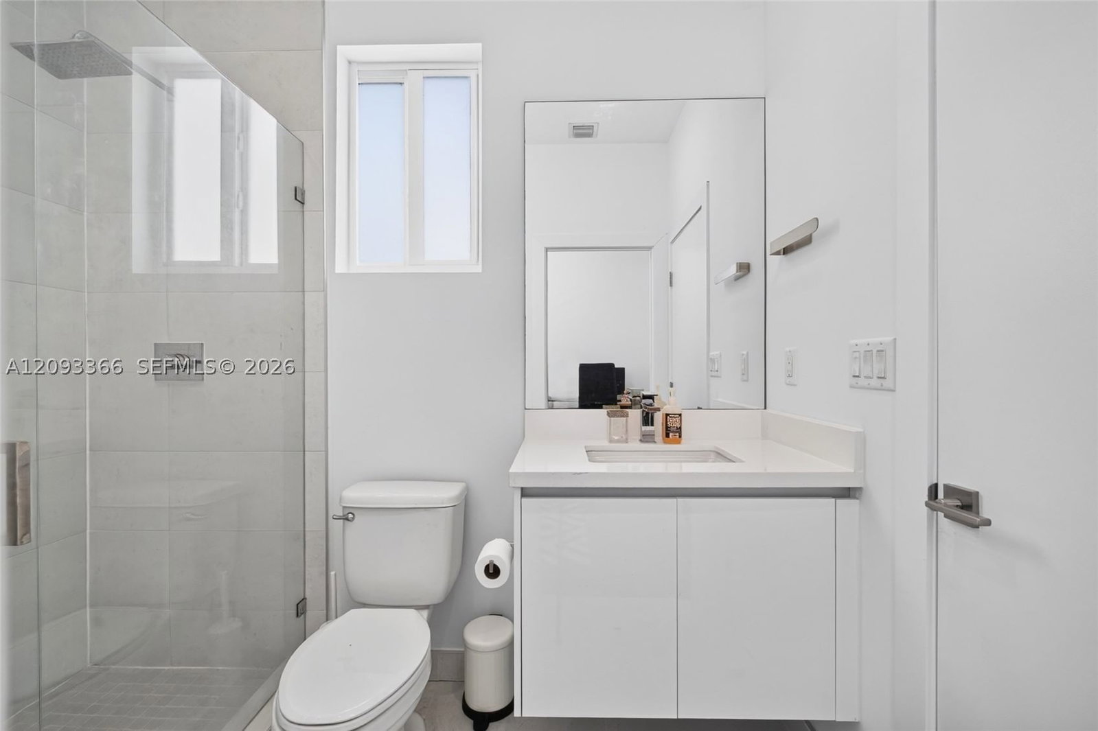 Real estate property located at 10370 67th Ter, Miami-dade, Doral Palms South, Doral, FL