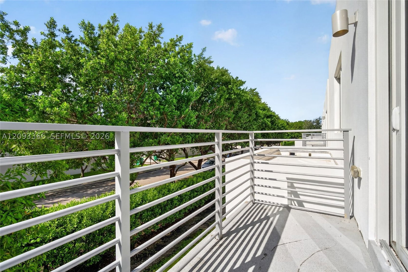 Real estate property located at 10370 67th Ter, Miami-dade, Doral Palms South, Doral, FL