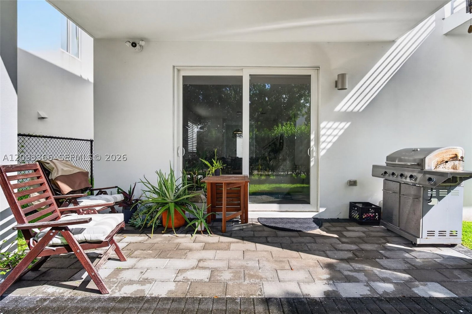 Real estate property located at 10370 67th Ter, Miami-dade, Doral Palms South, Doral, FL