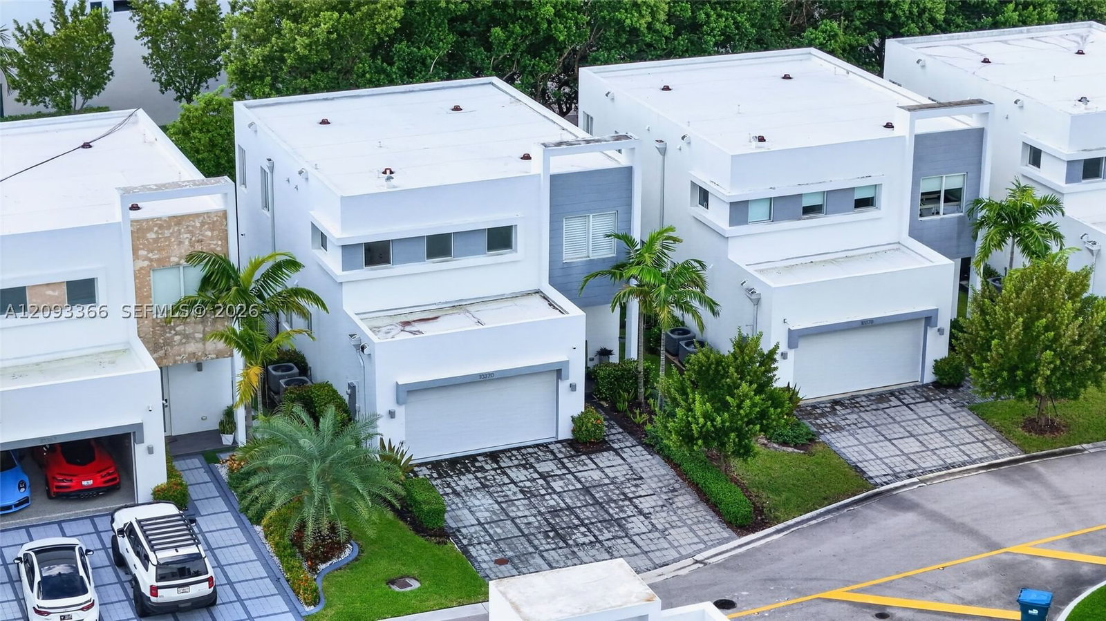 Real estate property located at 10370 67th Ter, Miami-dade, Doral Palms South, Doral, FL