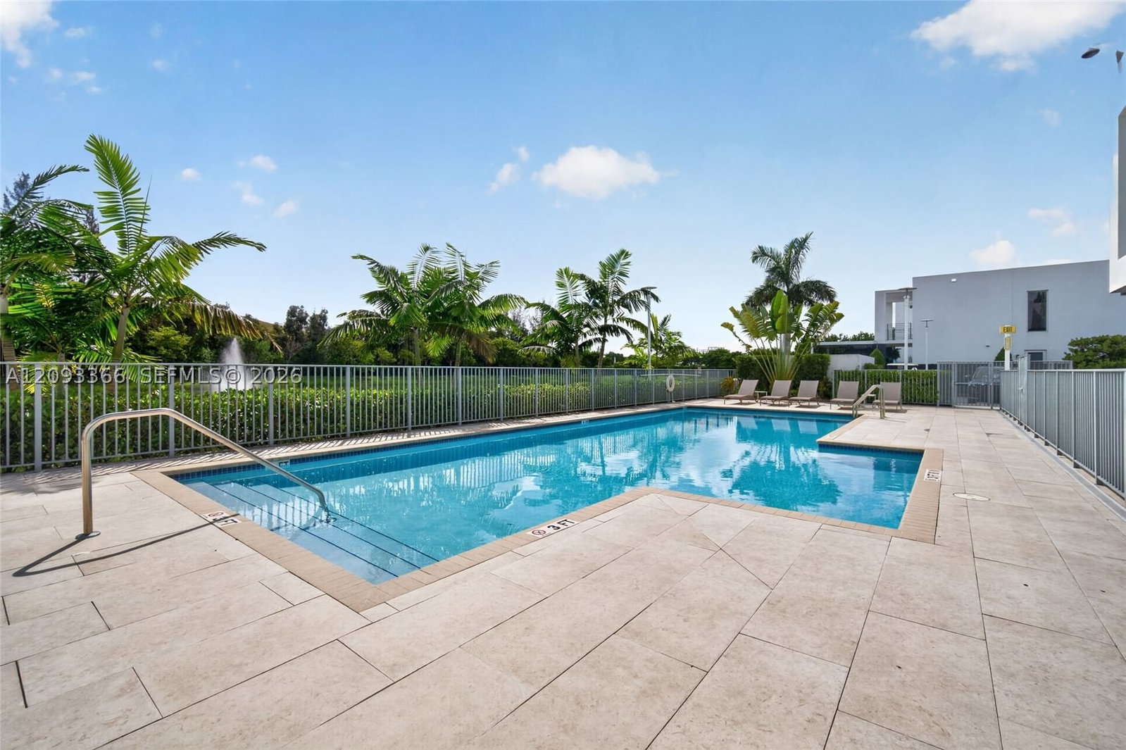 Real estate property located at 10370 67th Ter, Miami-dade, Doral Palms South, Doral, FL