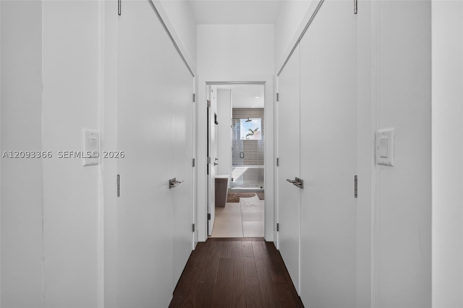Real estate property located at 10370 67th Ter, Miami-dade, Doral Palms South, Doral, FL