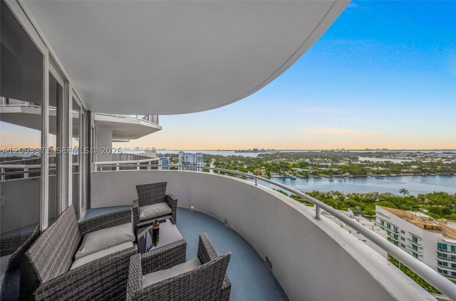 Real estate property located at 6301 Collins Ave #2107, Miami-dade, La Gorce Palace Condo, Miami Beach, FL