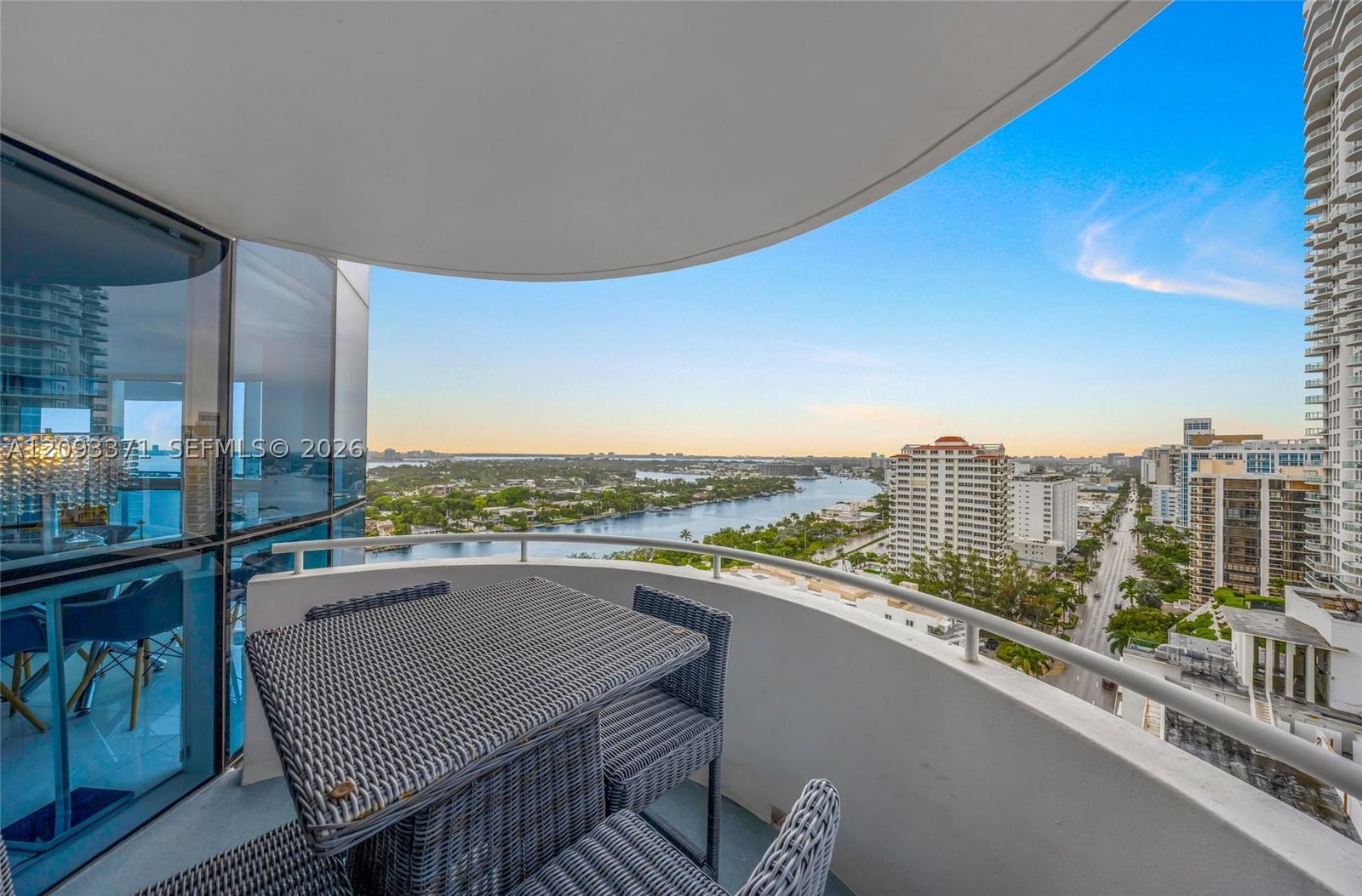 Real estate property located at 6301 Collins Ave #2107, Miami-dade, La Gorce Palace Condo, Miami Beach, FL
