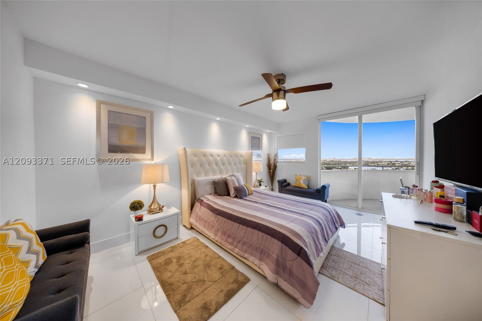 Real estate property located at 6301 Collins Ave #2107, Miami-dade, La Gorce Palace Condo, Miami Beach, FL