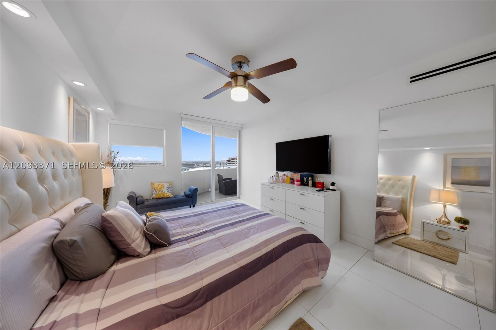 Real estate property located at 6301 Collins Ave #2107, Miami-dade, La Gorce Palace Condo, Miami Beach, FL