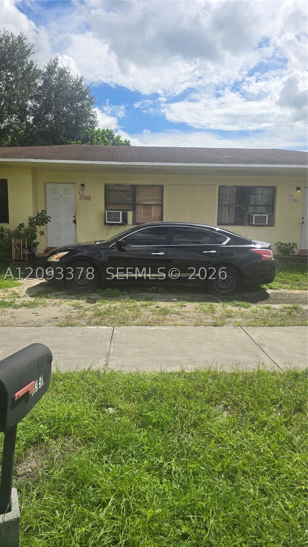 Real estate property located at 11351 11th Ave, Miami-dade, Lawndale 3rd Addn, Miami, FL