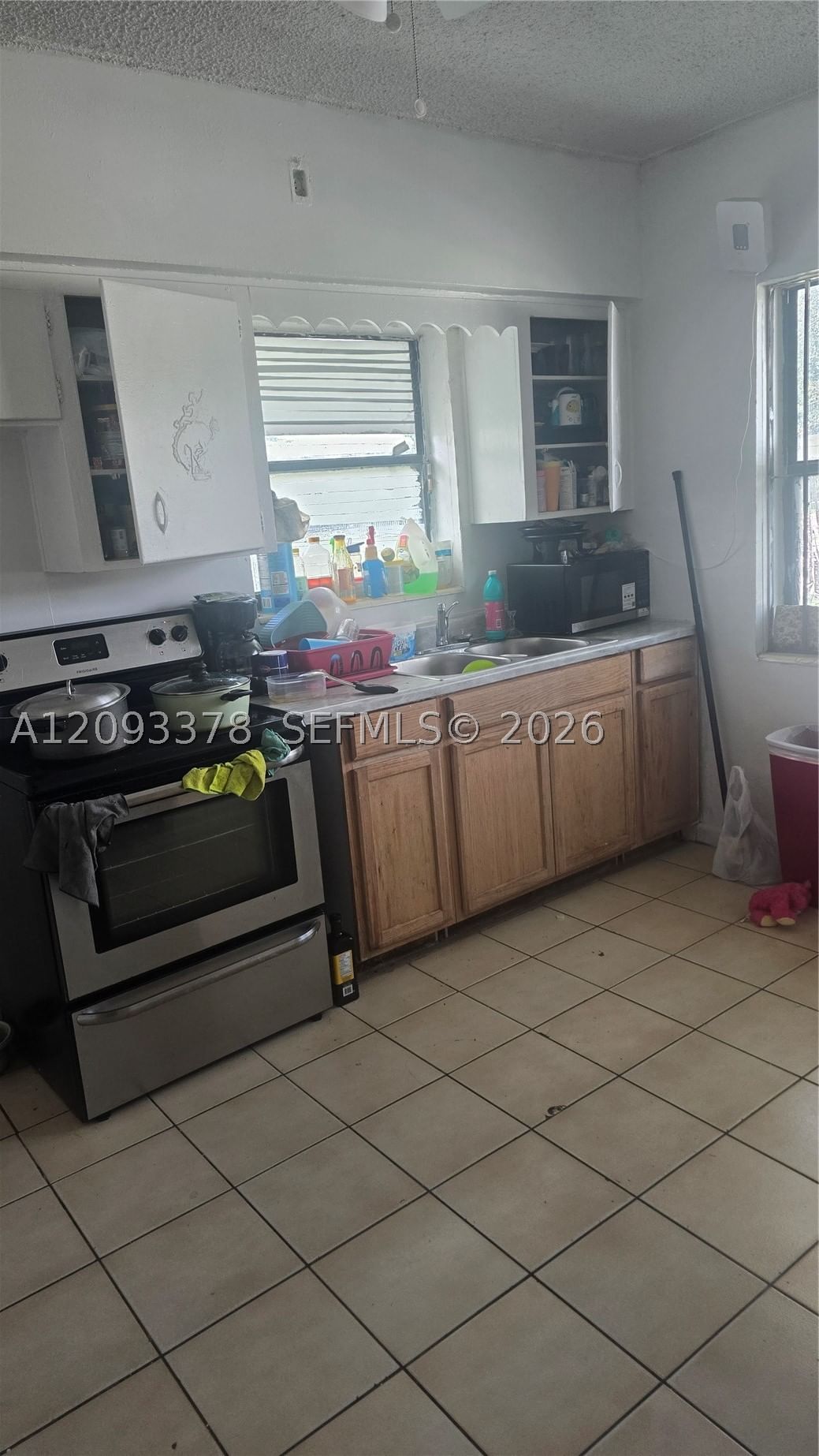 Real estate property located at 11351 11th Ave, Miami-dade, Lawndale 3rd Addn, Miami, FL