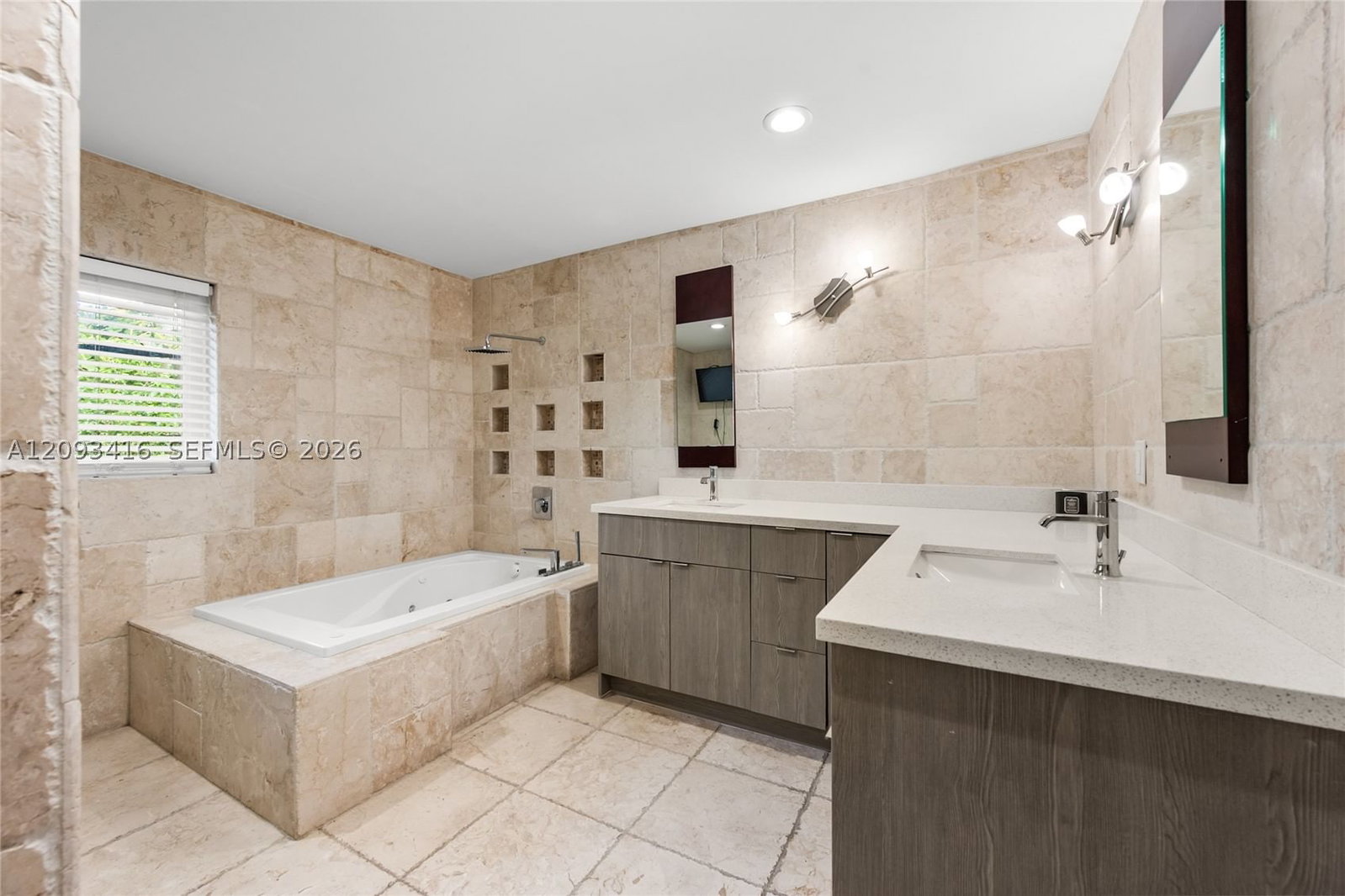 Real estate property located at 1543 Dorado Ave, Miami-dade, C Gab Country Club Sec 5, Coral Gables, FL